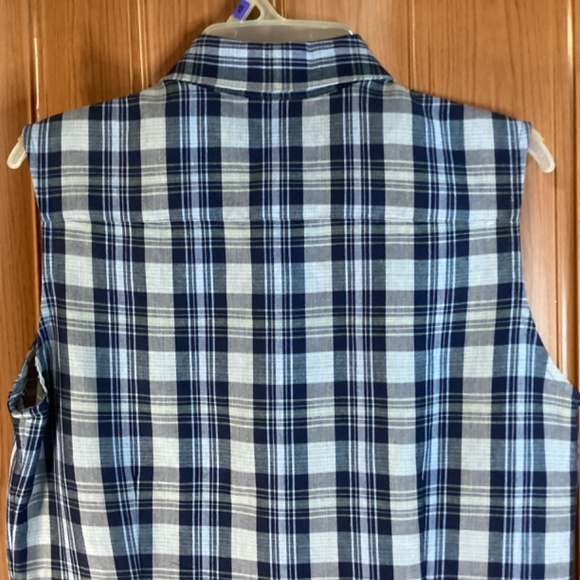 Talbots Irish Linen Plaid Buttoned Front Sleeveless Women’s Top - Picture 6 of 10